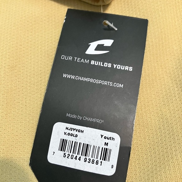 Hockey Jersey Bundle NWT & Like New Size Youth Medium - Picture 5 of 5